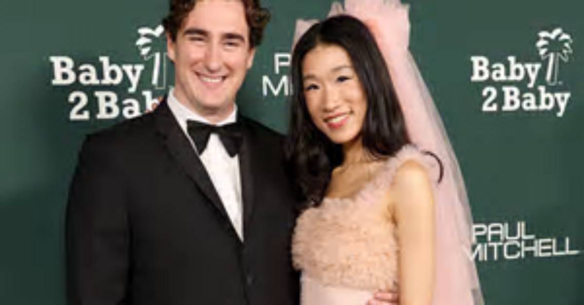 Becca Bloom's Secret Marriage Reveal: Fact-Checking David Pownall Rumors