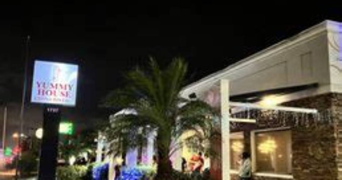 Fact-Checking Yummy House Sarasota: Health Reports, Quality Shifts, and Ownership
