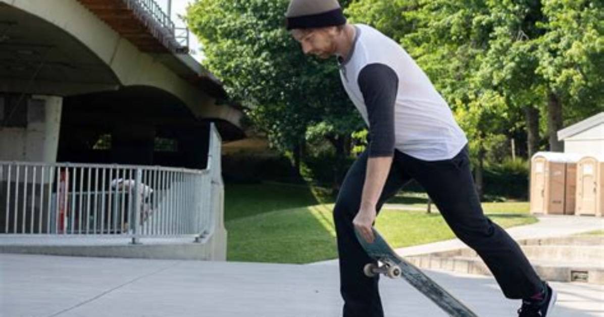 How to Lay Down on Your Board in Skate 4: the Secret Input Stunt