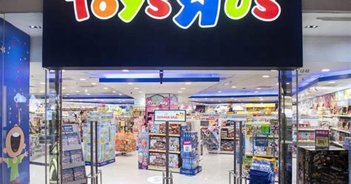 Inside the New Toys 'R' Us Stores: What the 120 New Adult-Friendly Locations Actually Look Like