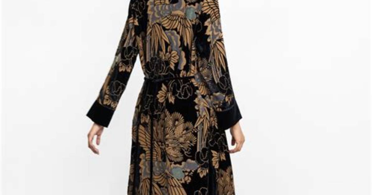 Is the Viral Zara Appliqu%C3%A9 Culotte Skirt 1200. Jpg