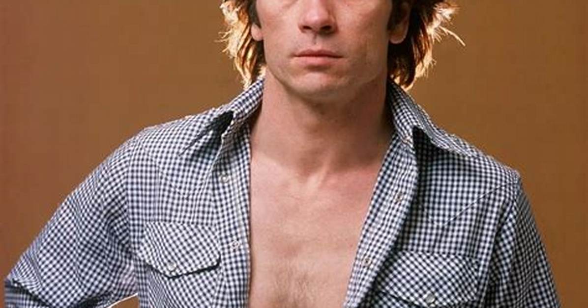 Is Tommy Lee Jones a Smoker? the Complete Breakdown of His Habits and Health