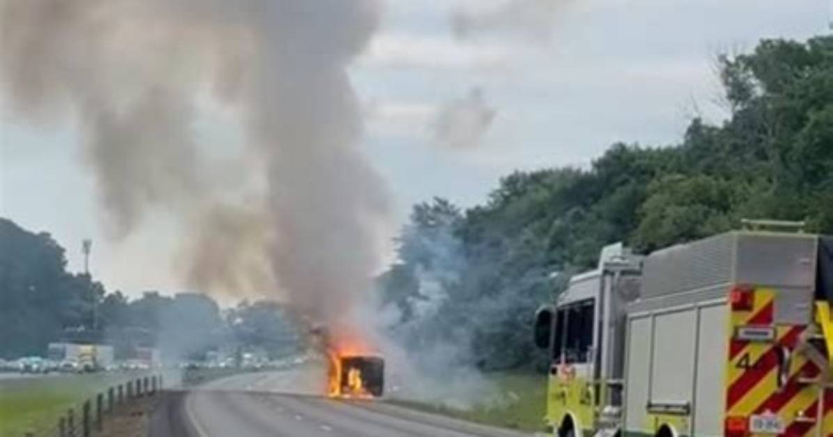 Tennessee I-75 Fireworks Truck Fire: Minute-by-Minute Breakdown of Highway Explosions and Road Closures