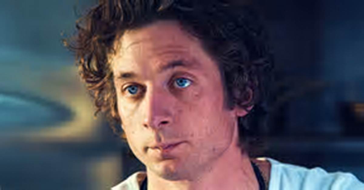 The Evolution of Carmy: How Jeremy Allen White Redefined the Leading Man Stature