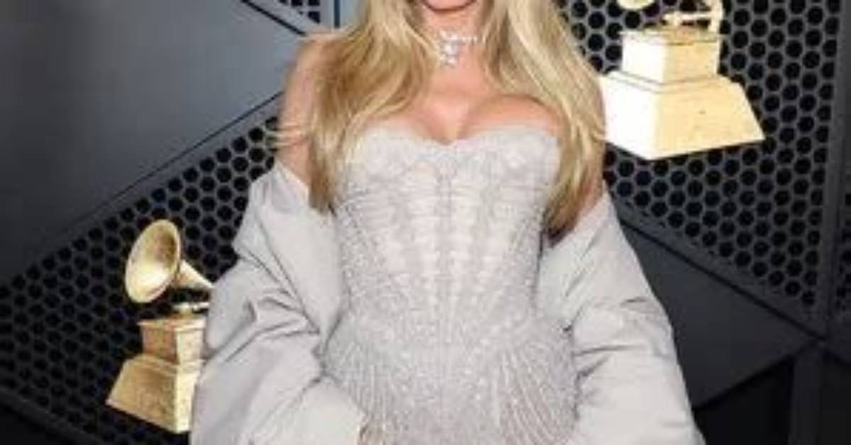 Why Heidi Klum Waited a Full Year to Risk It All in Her Stiffest Dress Ever