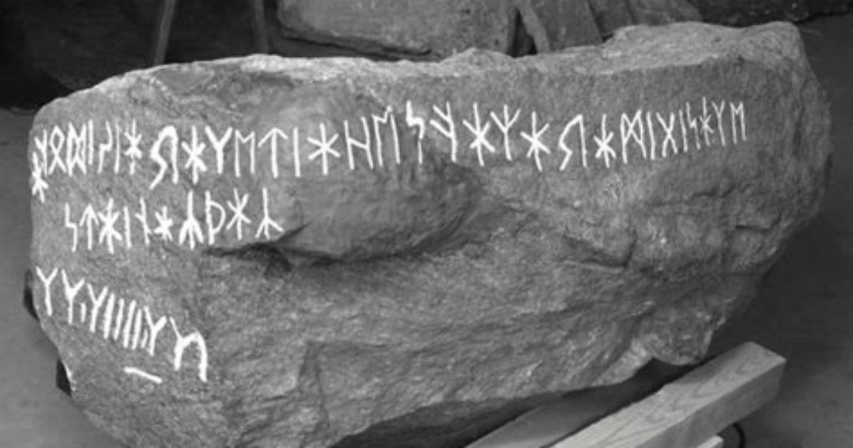 Written in Stone: the Historic Documents and Mottos Behind 'My Word Is My Bond'